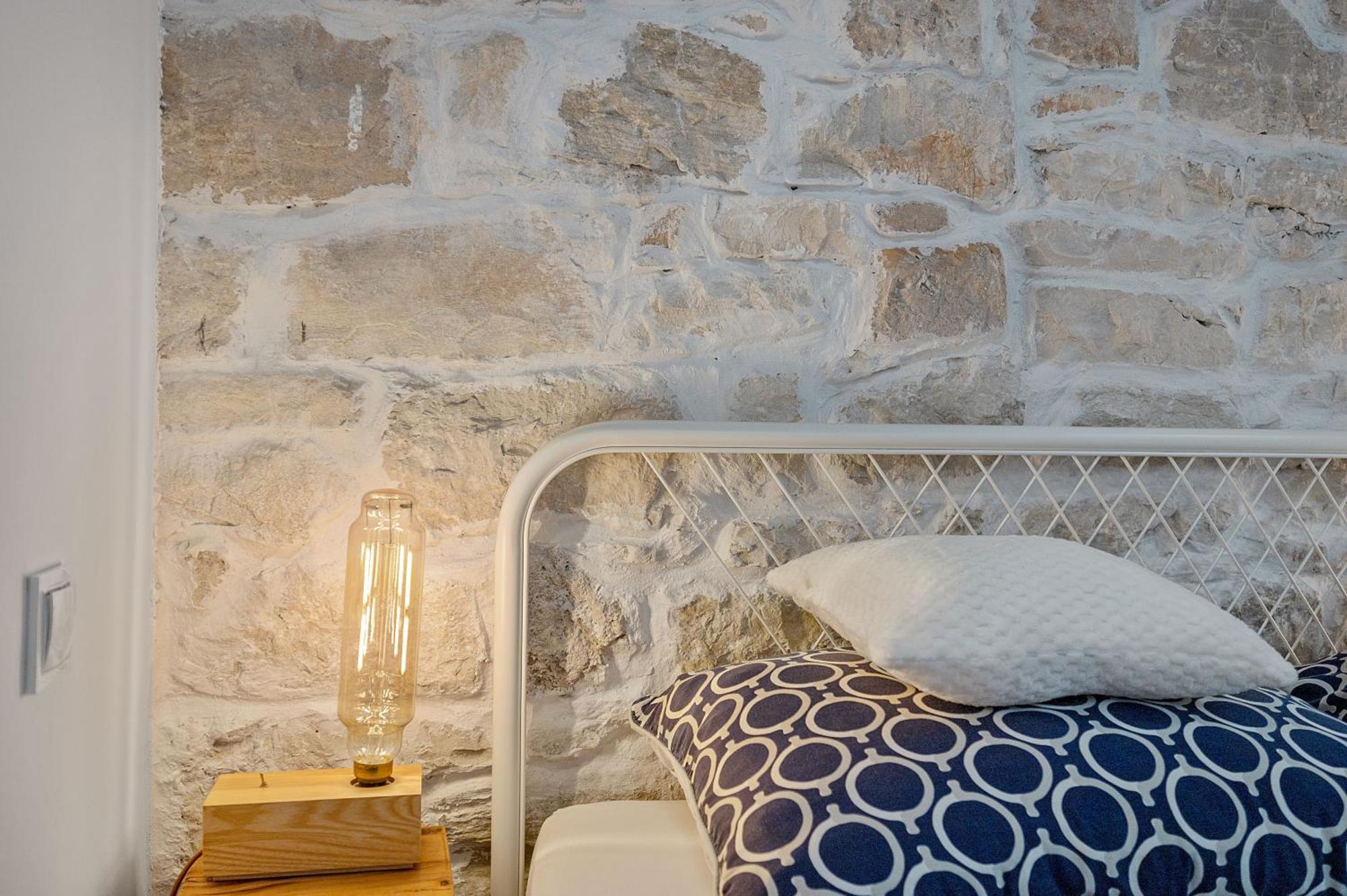 Studio Apartman Tutto Bene Ровин Екстериор снимка